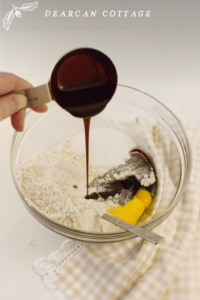 Molasses for gingerbread cookies