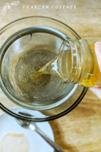 Strain Apples from Vinegar